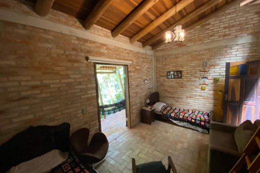 Quarto 3 - 2 camas solteiro + sofá-cama solteiro