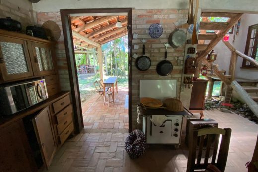 Vista da Cozinha para a Churrasqueira